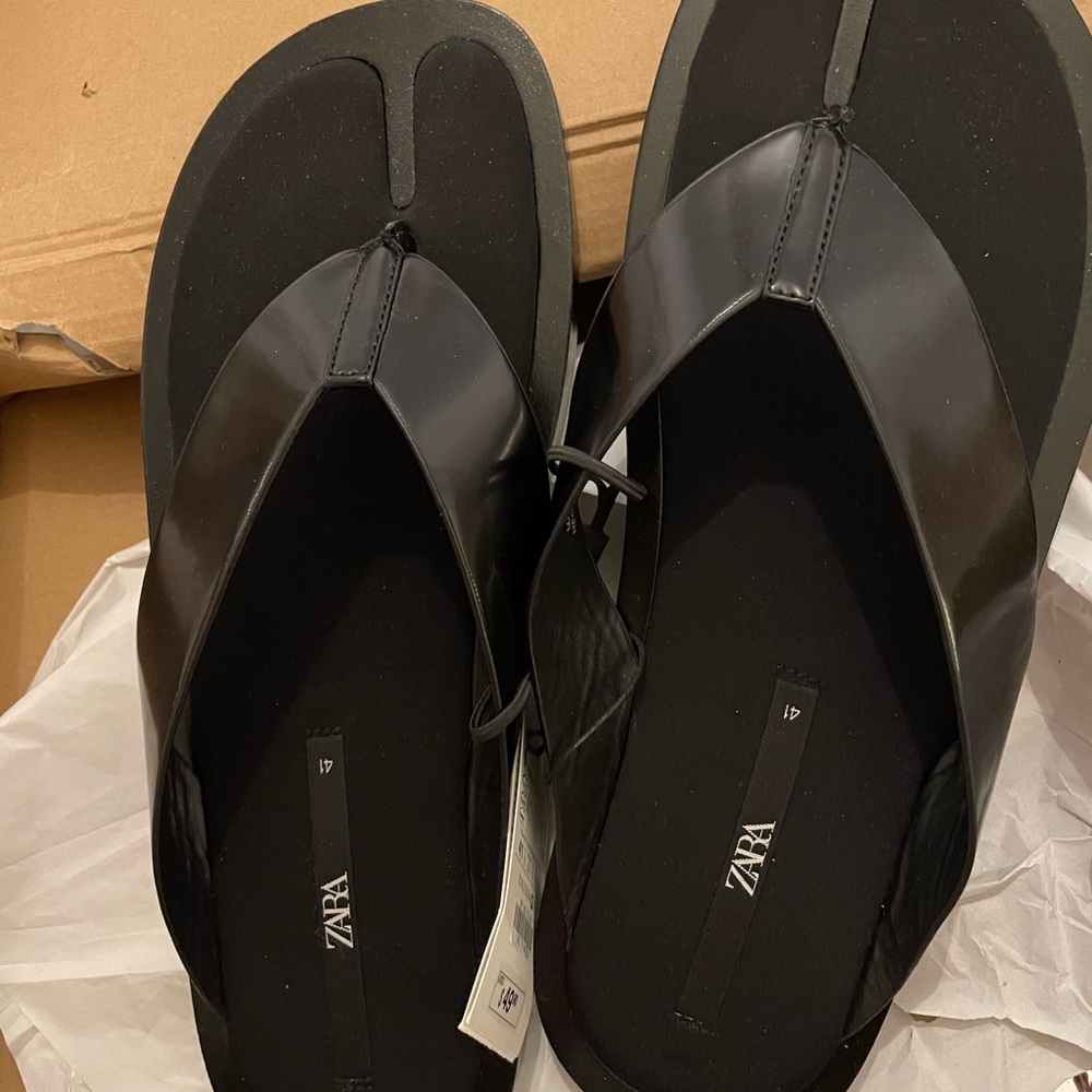 Womens black slides (zara)